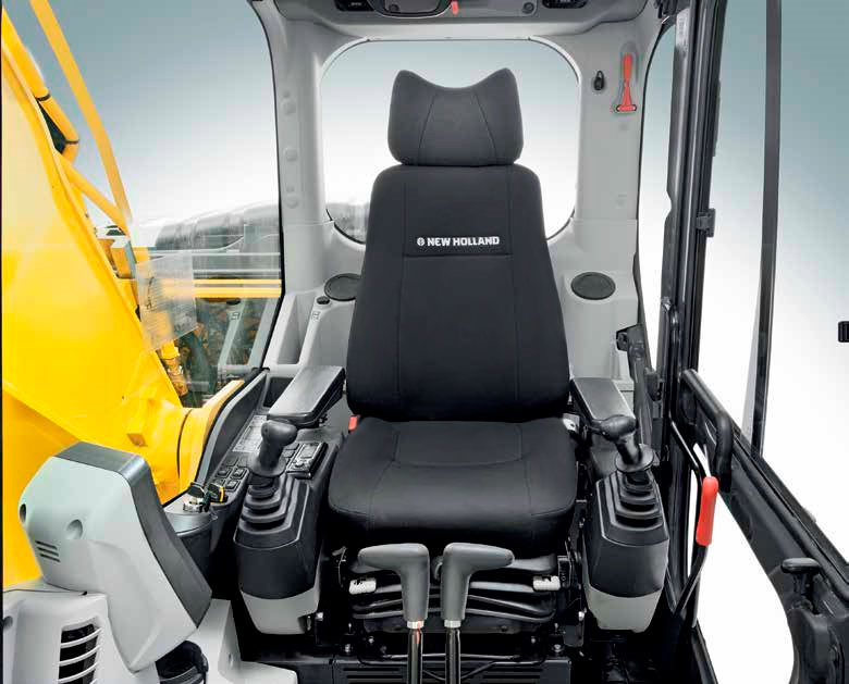 escavadeira-new-holland-serie-c-interior-cabine-evo-02